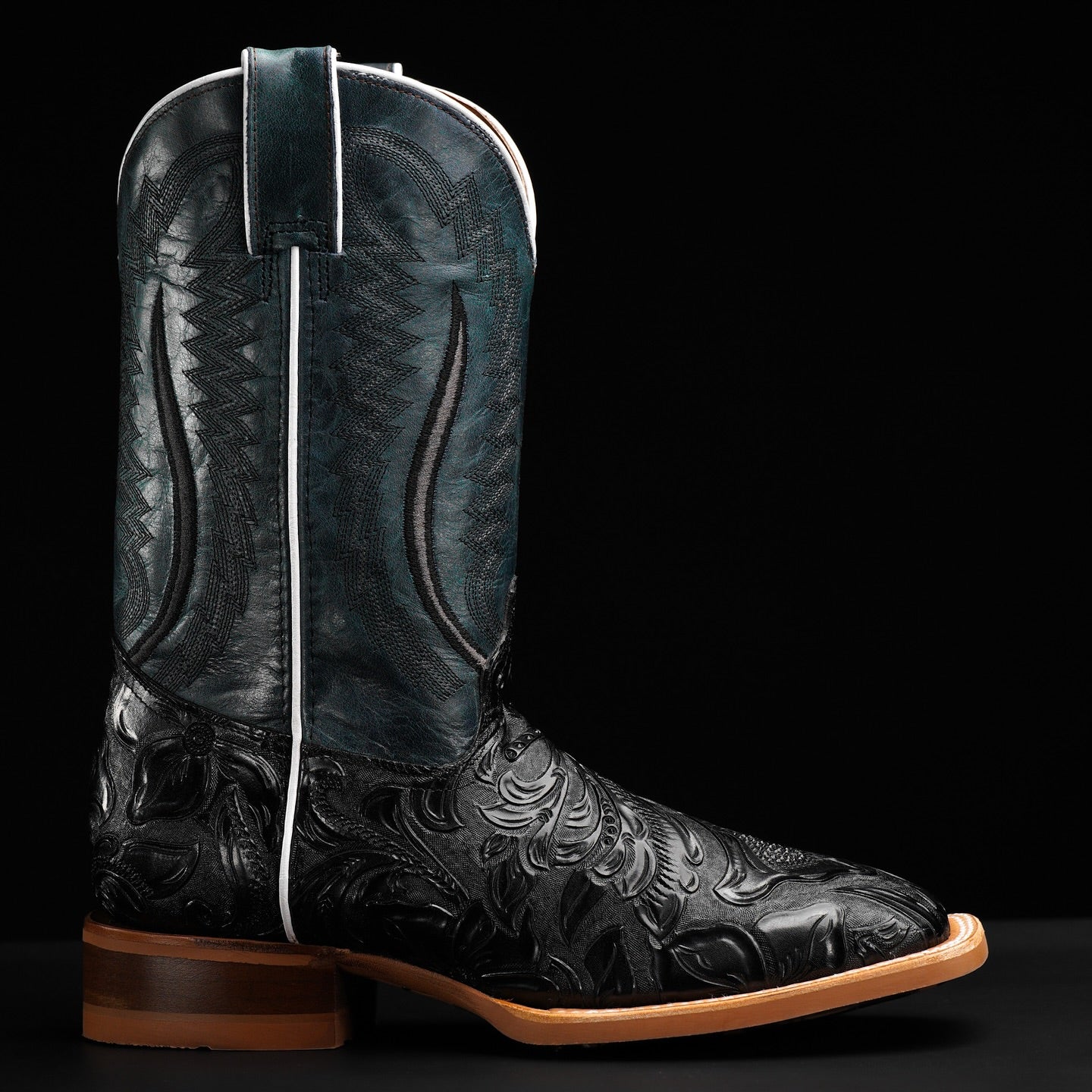 Black carved cowboy boots