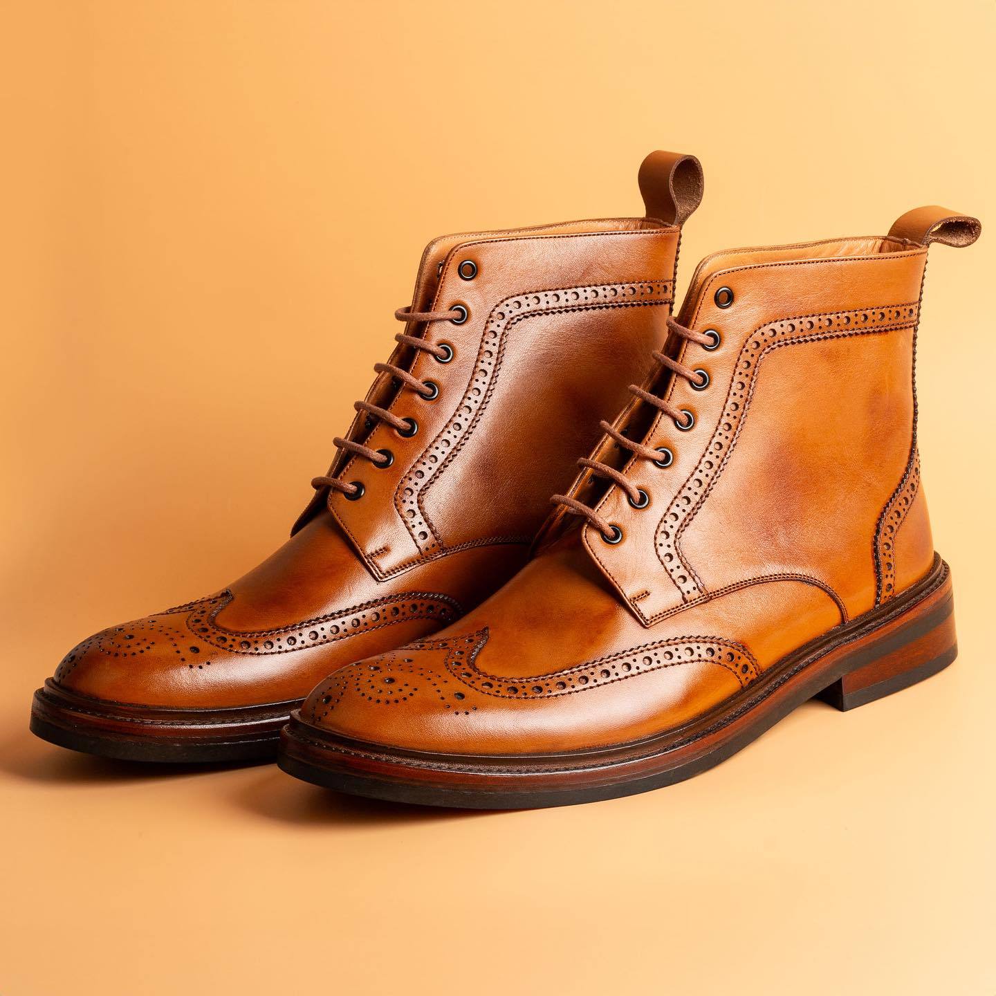 High cut Italian handmade leather shoes