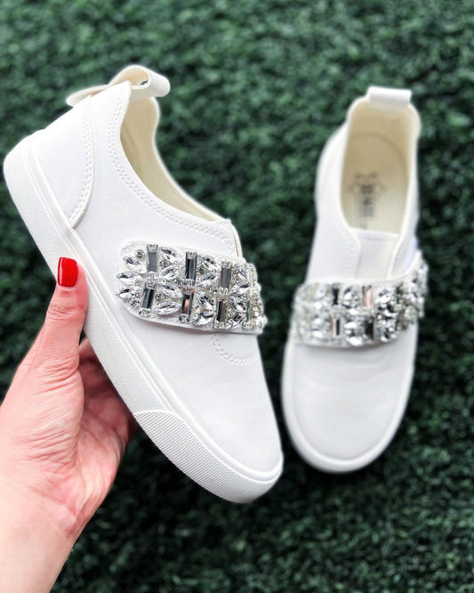 Diamond strap small white shoes