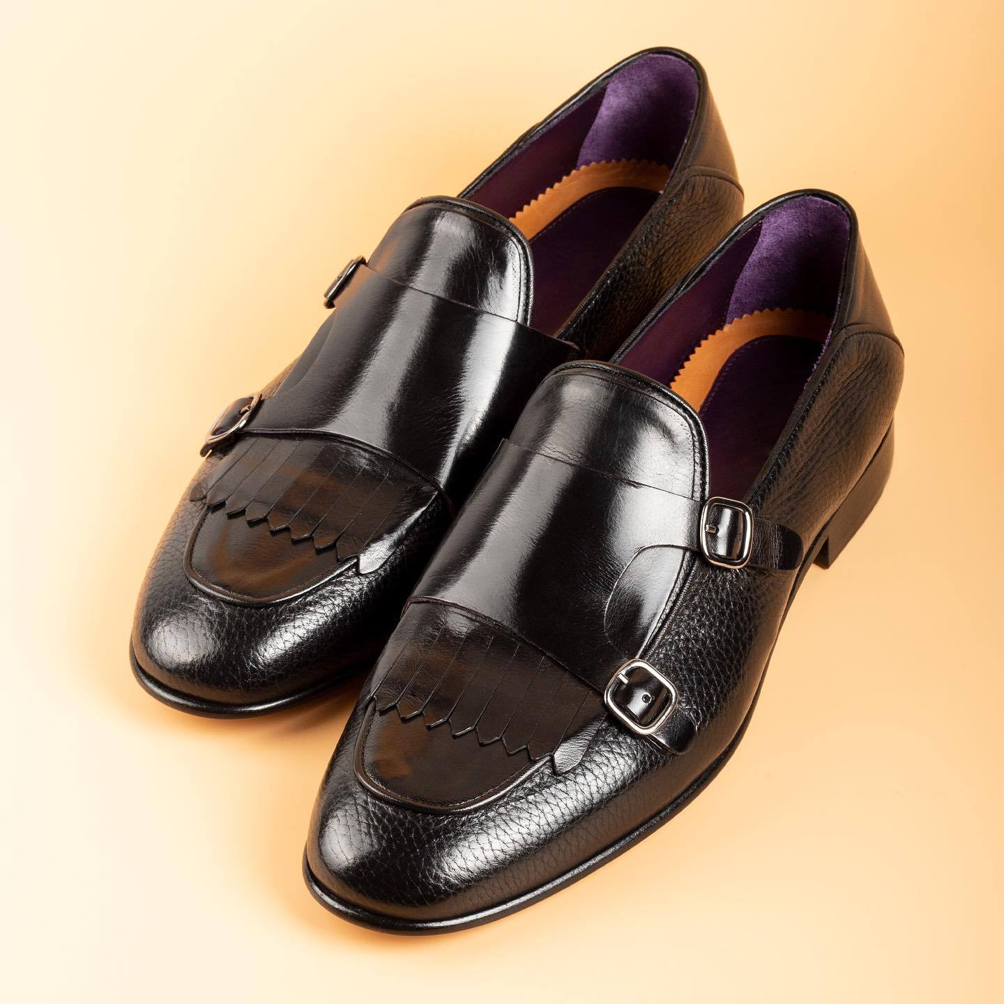 Pure black Italian handmade buckle leather shoes