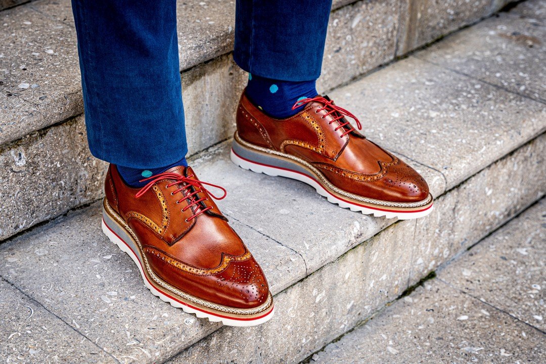 Brown-red sports casual soft sole breathable leather shoes