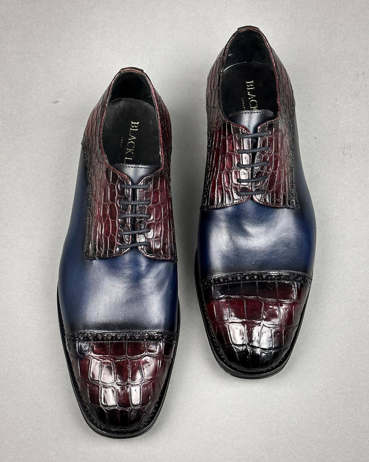 Crocodile leather blue lace-up gentleman's leather shoes