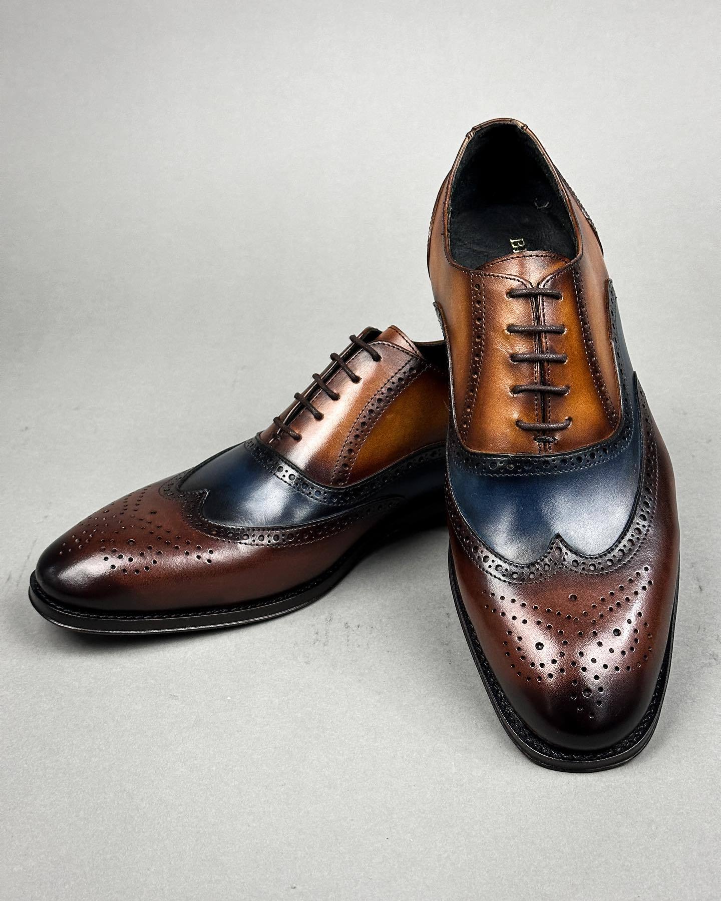 Color block breathable Italian leather shoes