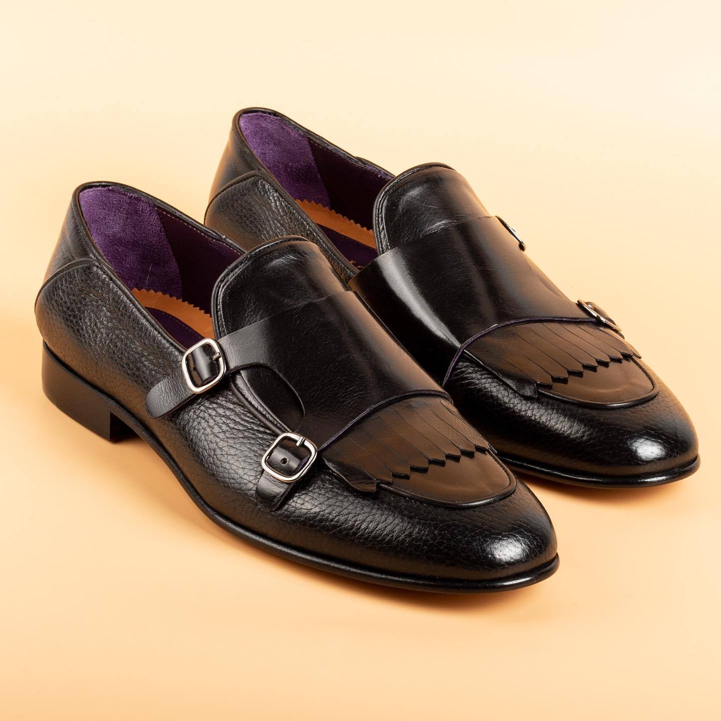 Pure black Italian handmade buckle leather shoes