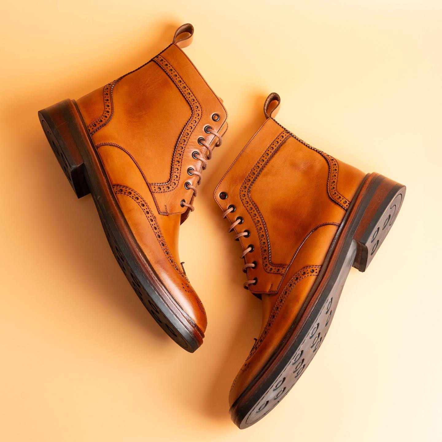 High cut Italian handmade leather shoes