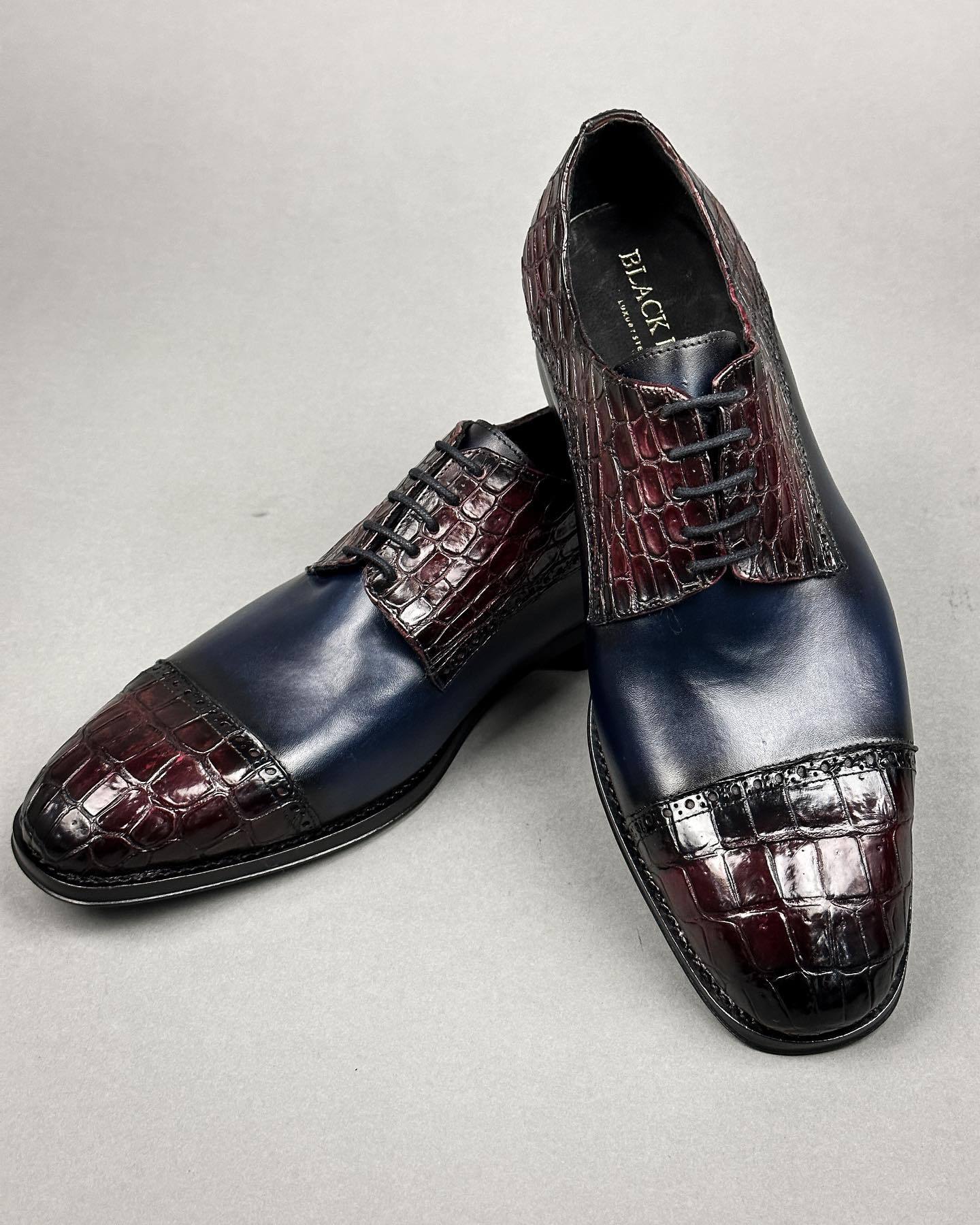Crocodile leather blue lace-up gentleman's leather shoes