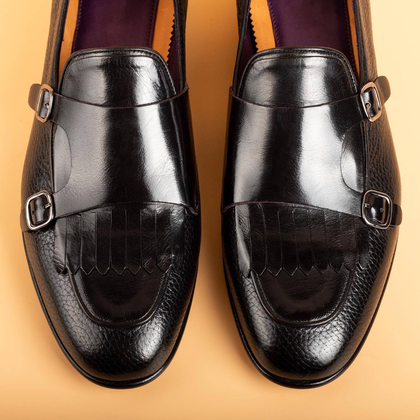 Pure black Italian handmade buckle leather shoes