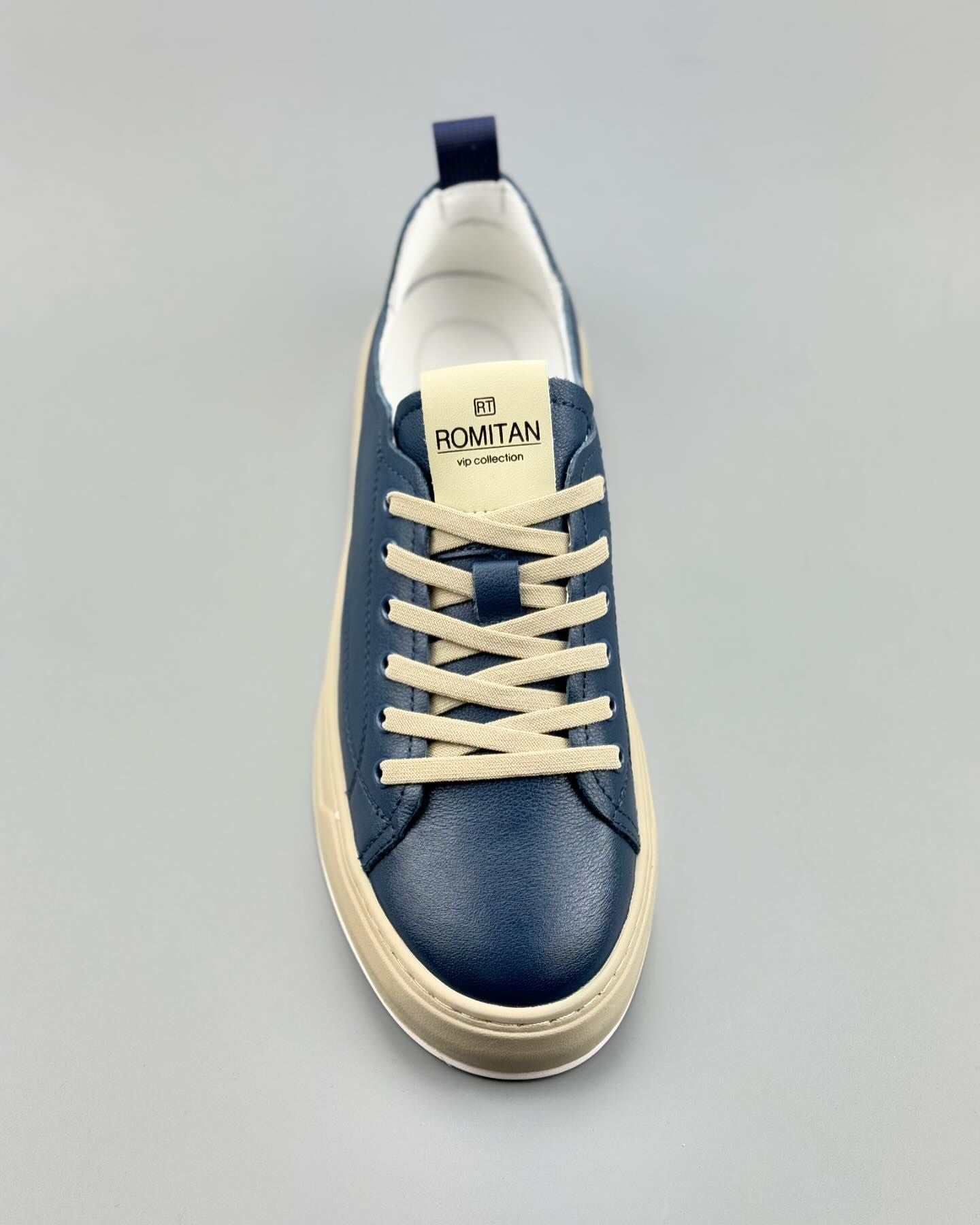 Blue casual leather sneakers