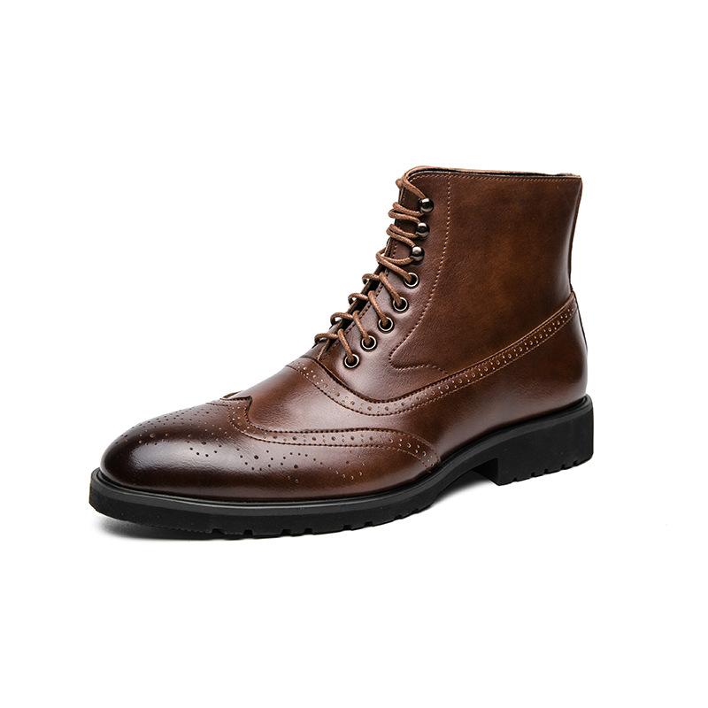 High end pointed Brock carved double fighting color British casual leather boots