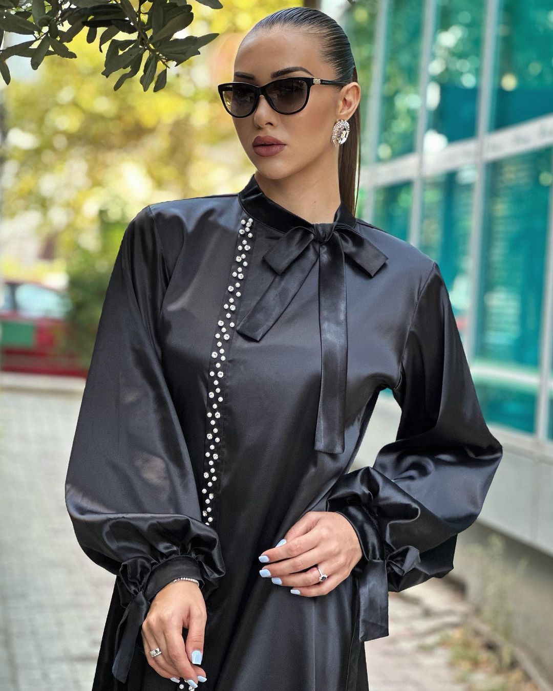 Black Pattern Long Sleeve Mid Dress