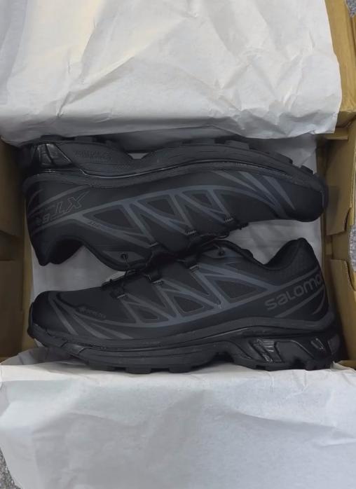 Sports casual striped running shoes