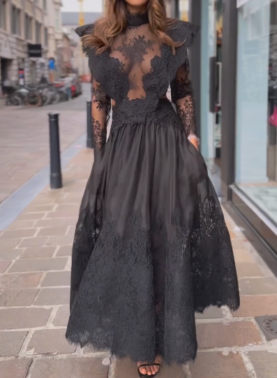 Black Lace Elegant Backless Maxi Dress