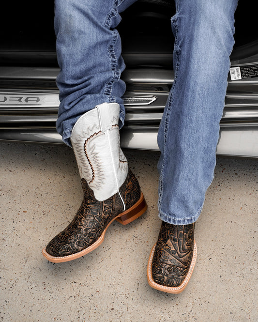 Flush carved high cowboy boots