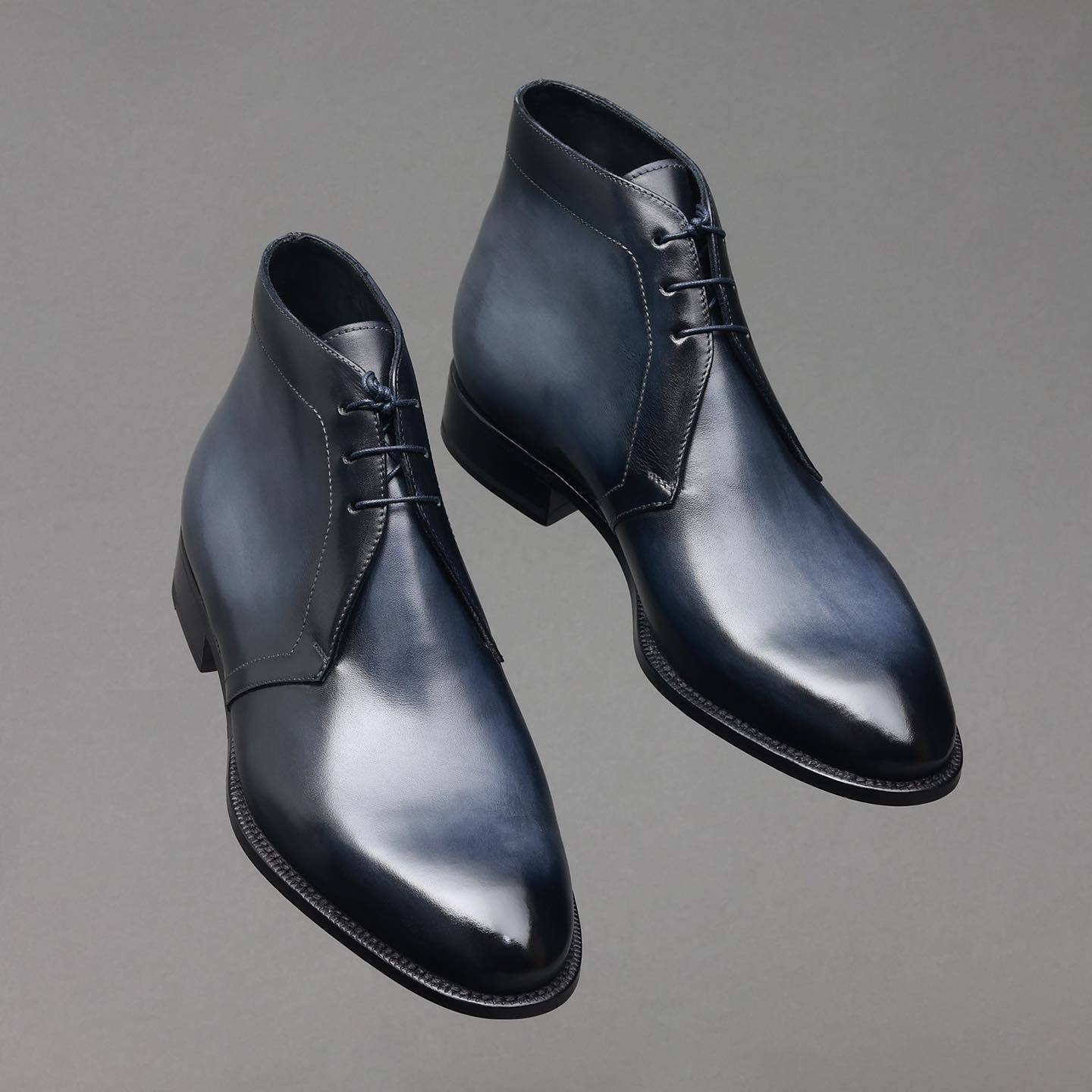 Blue gray gradient mid cut leather shoes