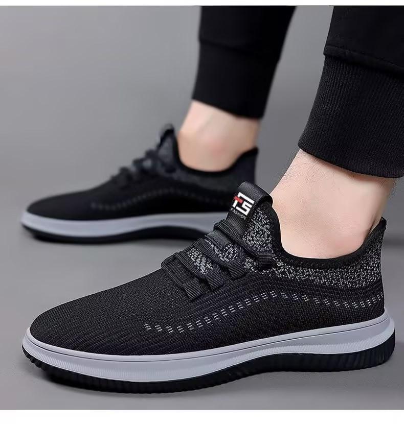 Soft-soled sports lightweight and breathable men's shoes