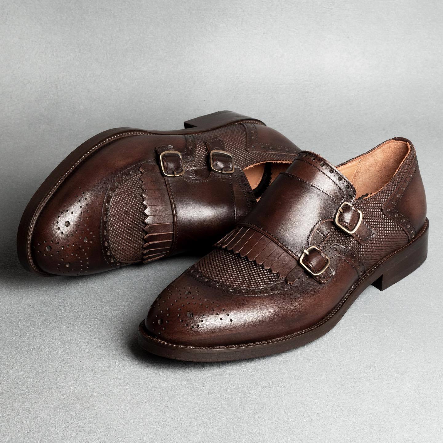 Brown Italian handmade buckle leather shoes