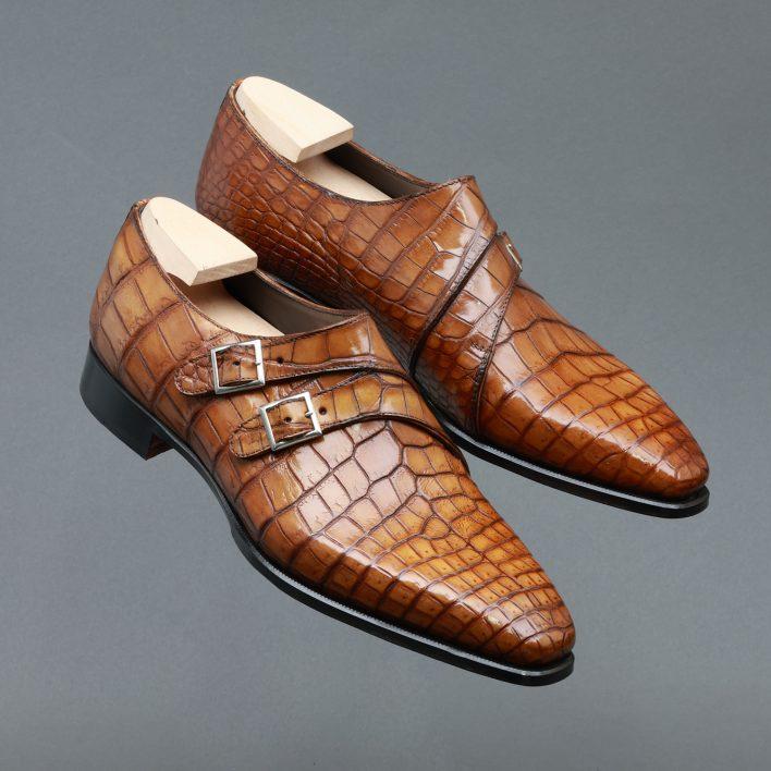 Italian handmade buckle leather shoes