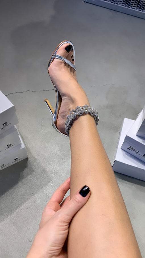 Silver knot tie high heels