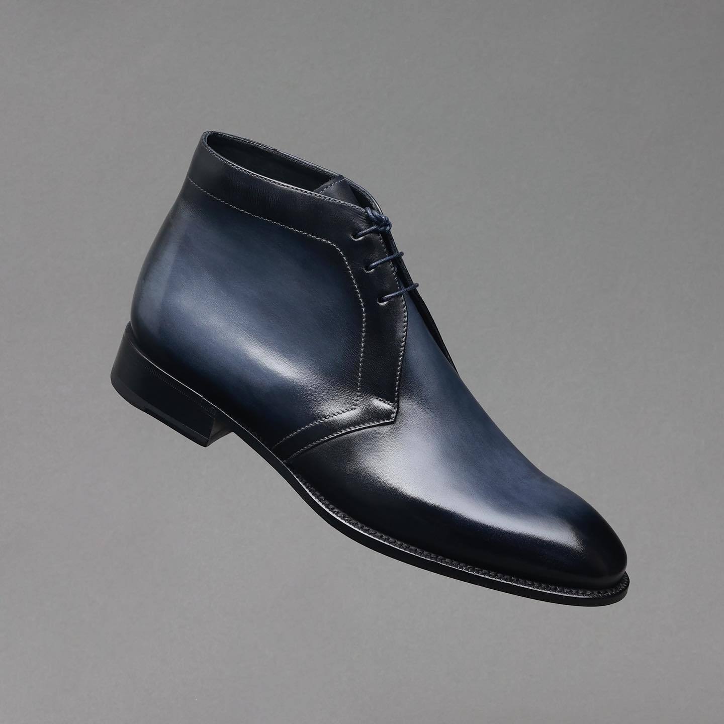 Blue gray gradient mid cut leather shoes