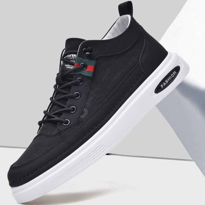 Breathable and comfortable Italian sneakers