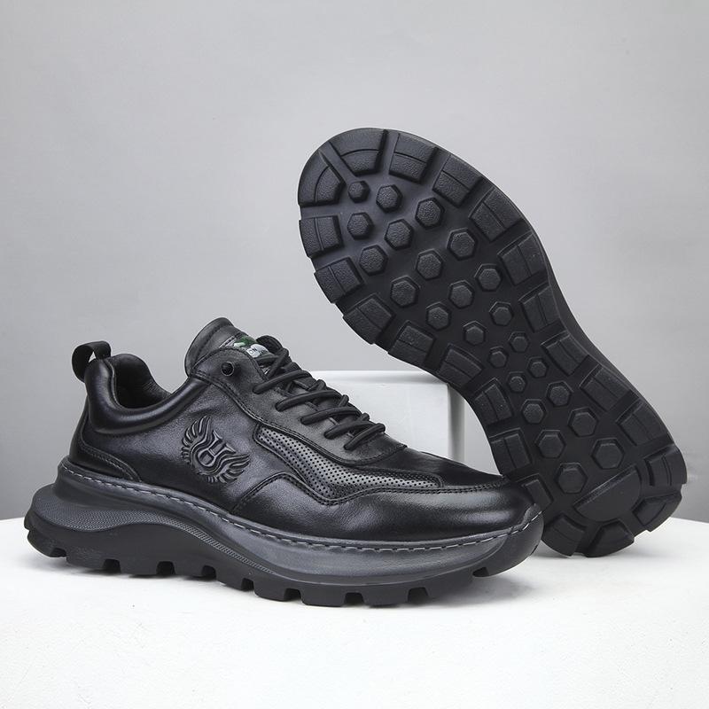 Thick sole pure black thermal correction sports and leisure shoes