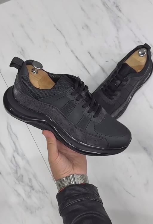 Black Italian leather air cushion sneakers