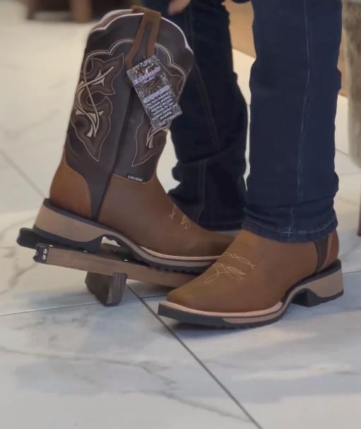 Long vintage cowboy embroidered leather boots