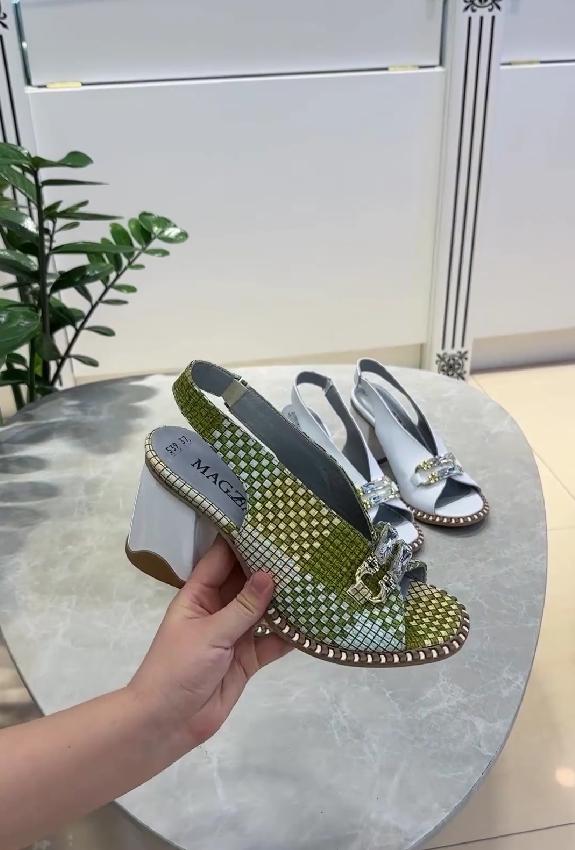 Braided casual crystal low-heeled sandals