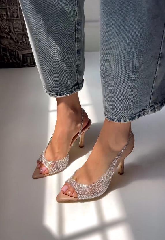 Spotted translucent high heels