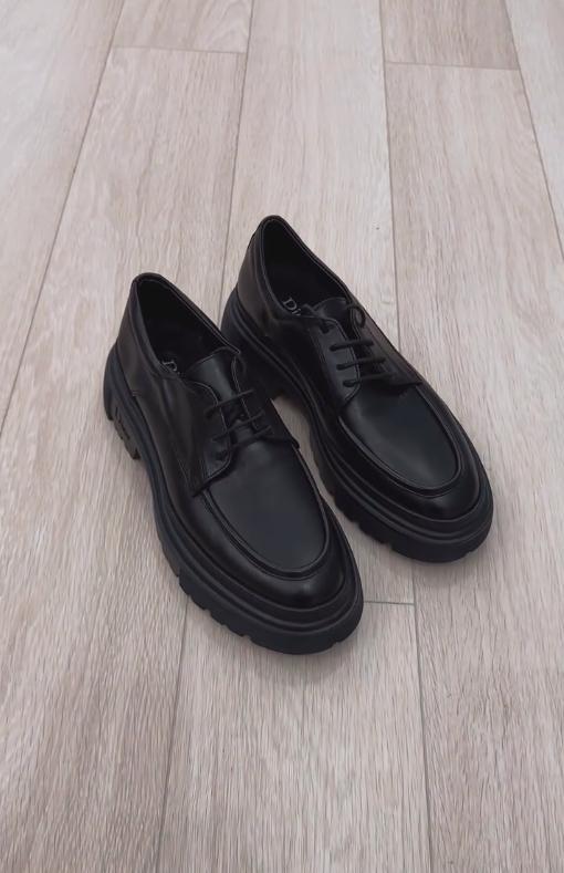 Black Italian elegant leather shoes