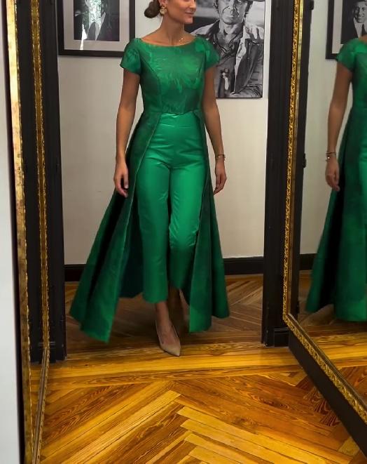 Green elegant dress