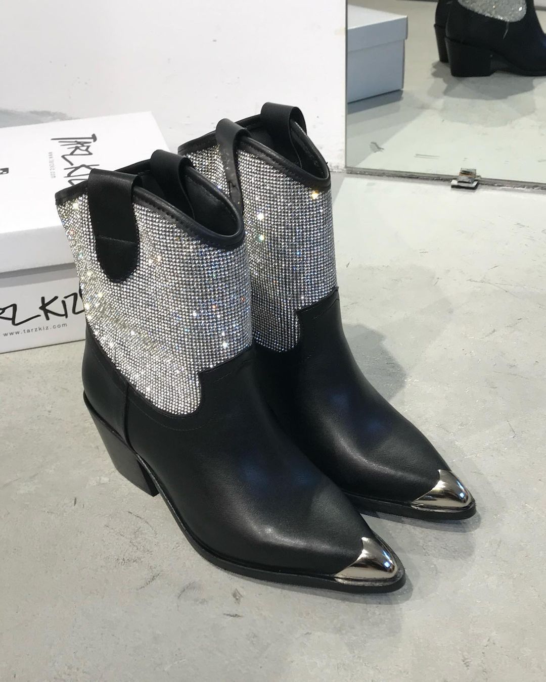 Sequined diamond pointy toe premium leather mid-calf boots