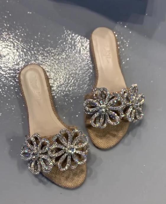 Two Small Flowers Sequin Sandals